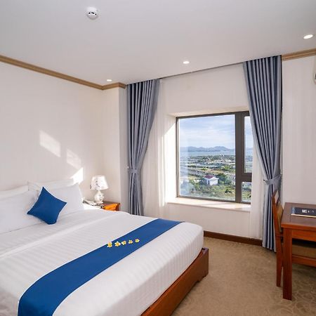 Navy Hotel Cam Ranh Bagian luar foto