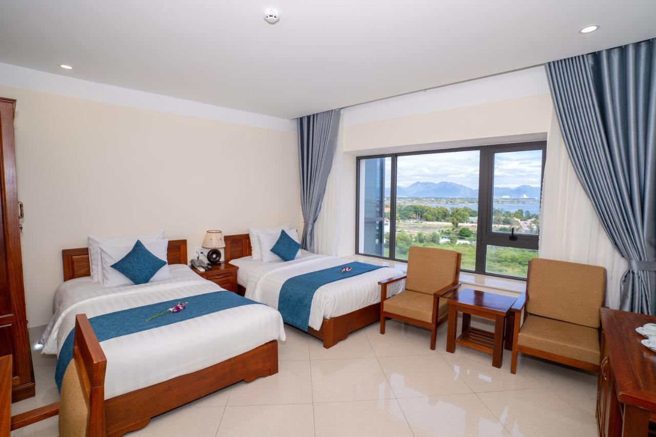 Navy Hotel Cam Ranh Bagian luar foto