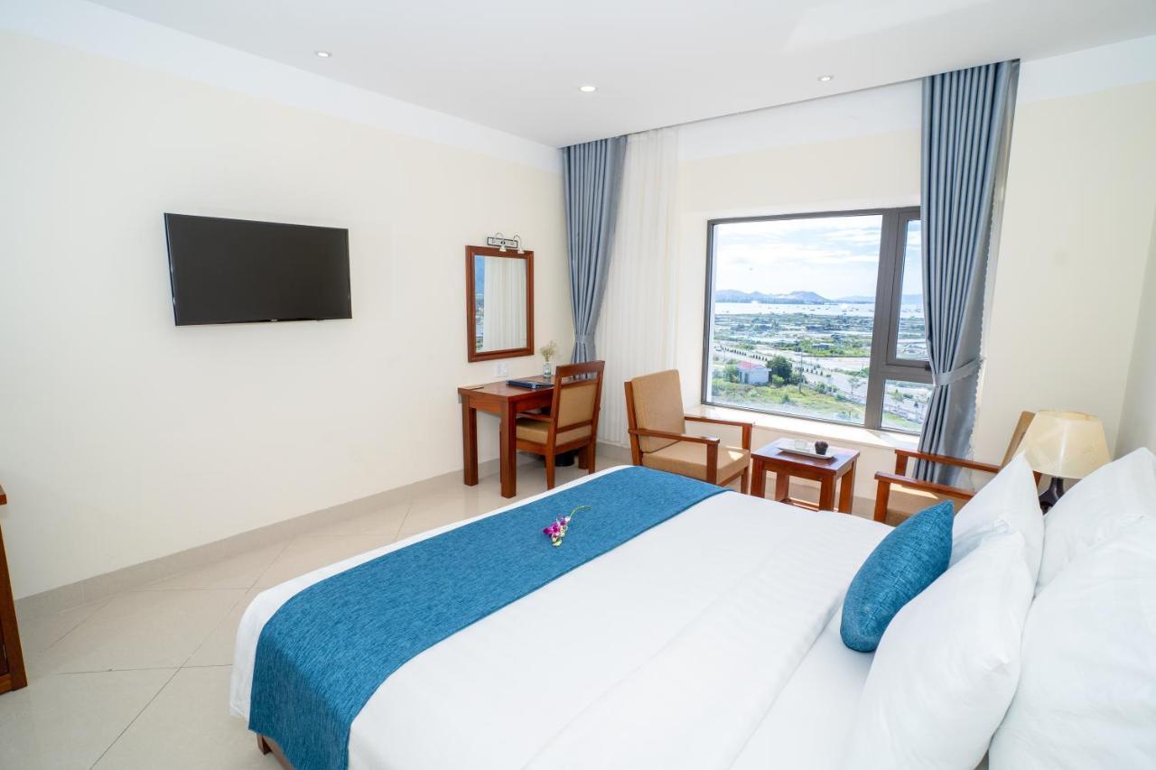 Navy Hotel Cam Ranh Bagian luar foto