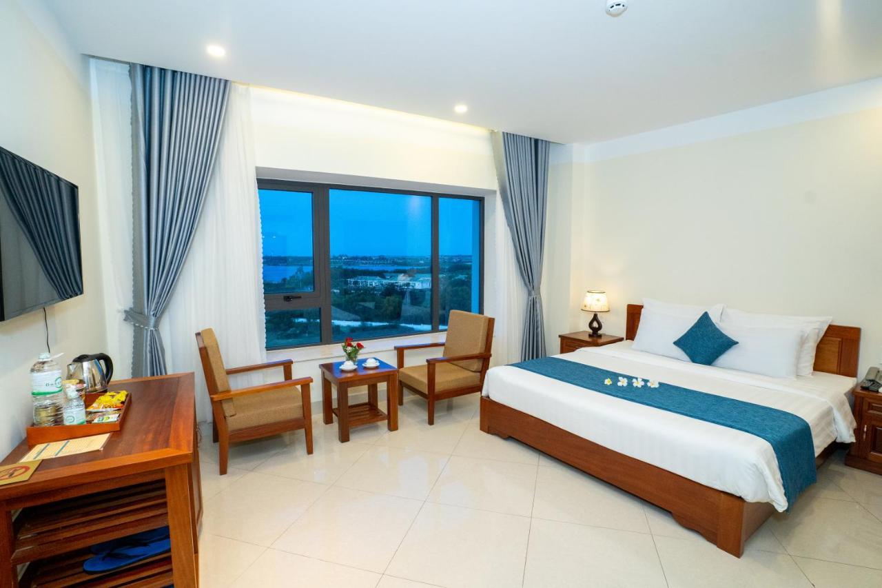 Navy Hotel Cam Ranh Bagian luar foto