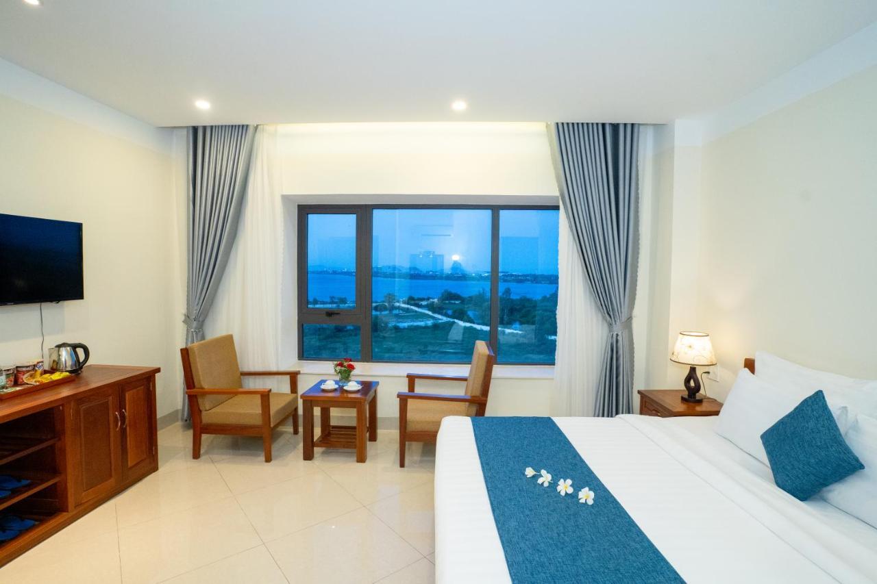 Navy Hotel Cam Ranh Bagian luar foto