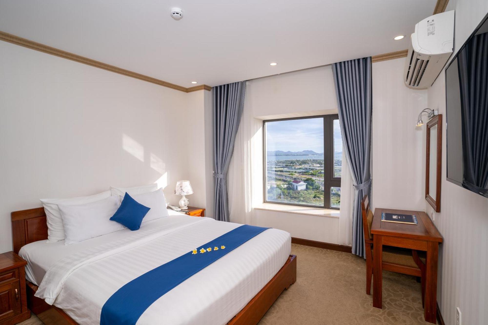 Navy Hotel Cam Ranh Bagian luar foto